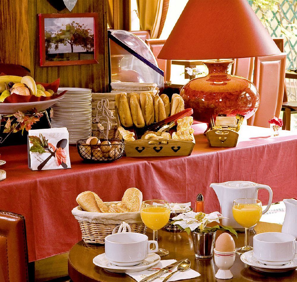 Le Flamboyant Hotel Annecy Buitenkant foto